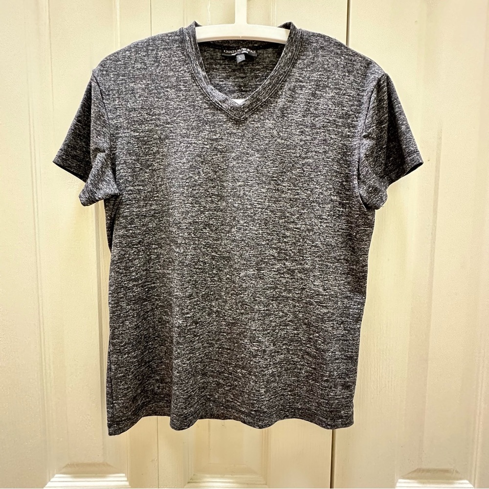 Chateau Works Men's Gray V-Neck Basic Casual T-Shirt L